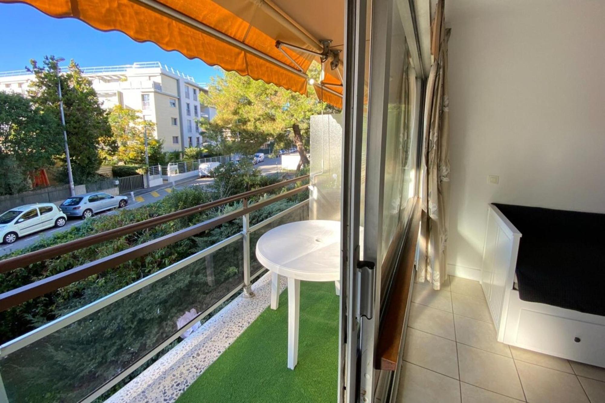06U - Beautiful Studio In Residence - Swimming Pool And Tennis Court Saint-Laurent-du-Var Bagian luar foto