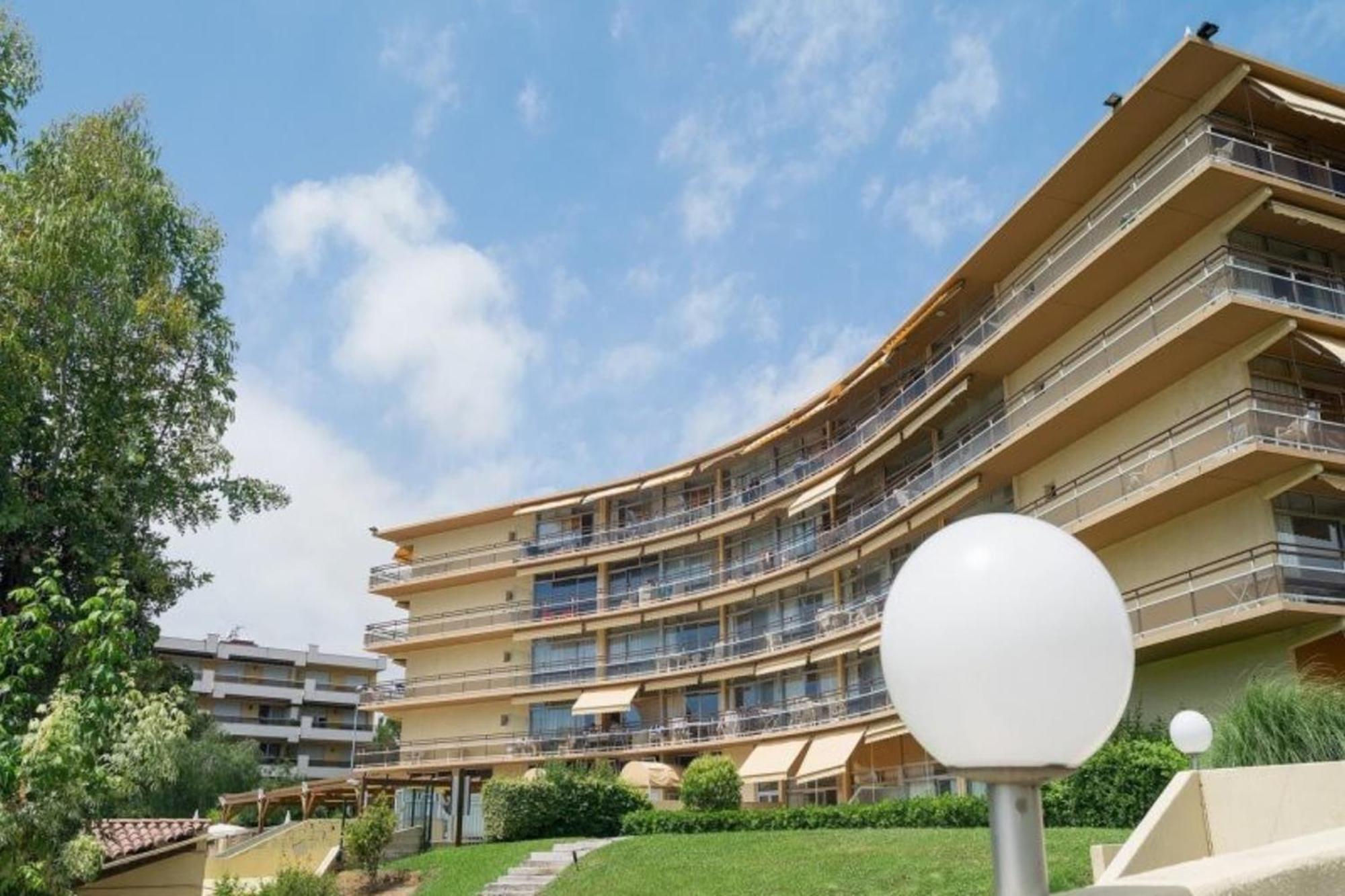 06U - Beautiful Studio In Residence - Swimming Pool And Tennis Court Saint-Laurent-du-Var Bagian luar foto