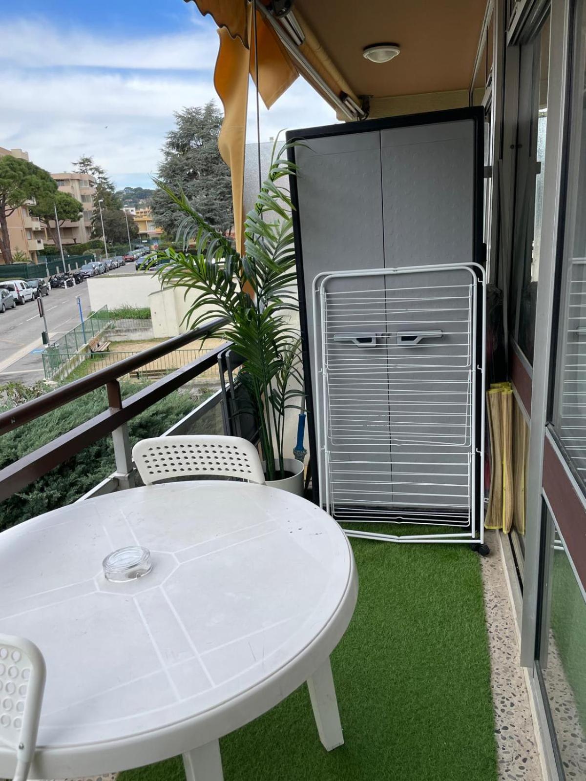 06U - Beautiful Studio In Residence - Swimming Pool And Tennis Court Saint-Laurent-du-Var Bagian luar foto